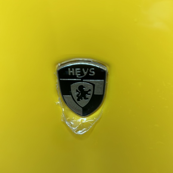 Heys Other Lakers Carryon Luggage By Heys Poshmark